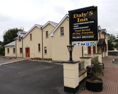 Dalys Inn Donore  Buitenkant foto