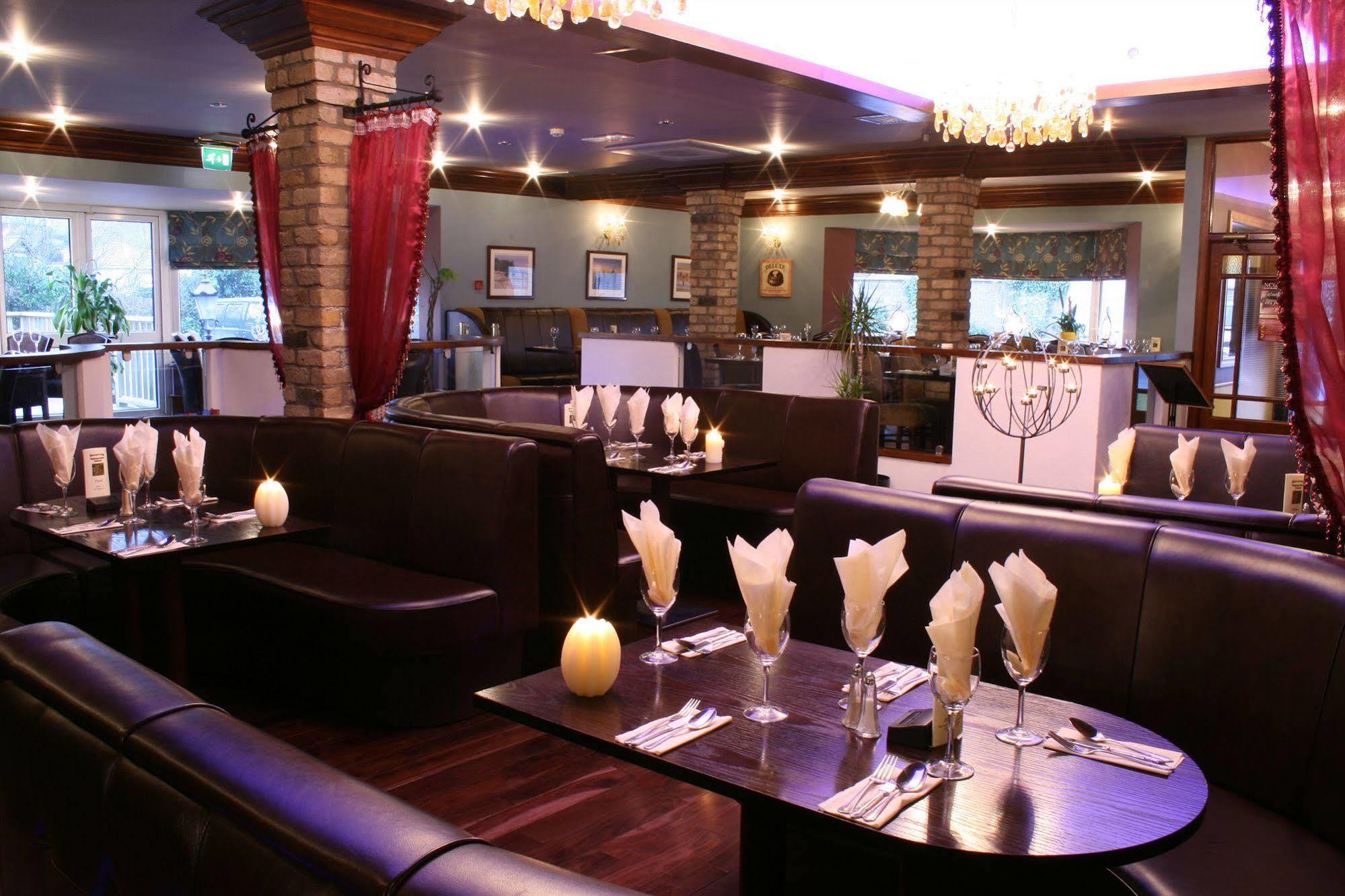 Dalys Inn Donore  Buitenkant foto